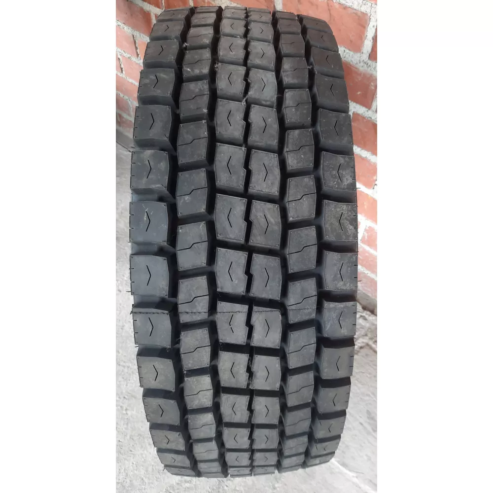 Грузовая шина 305/70 R19,5 Long March LM-329 18PR в Нижней Туре