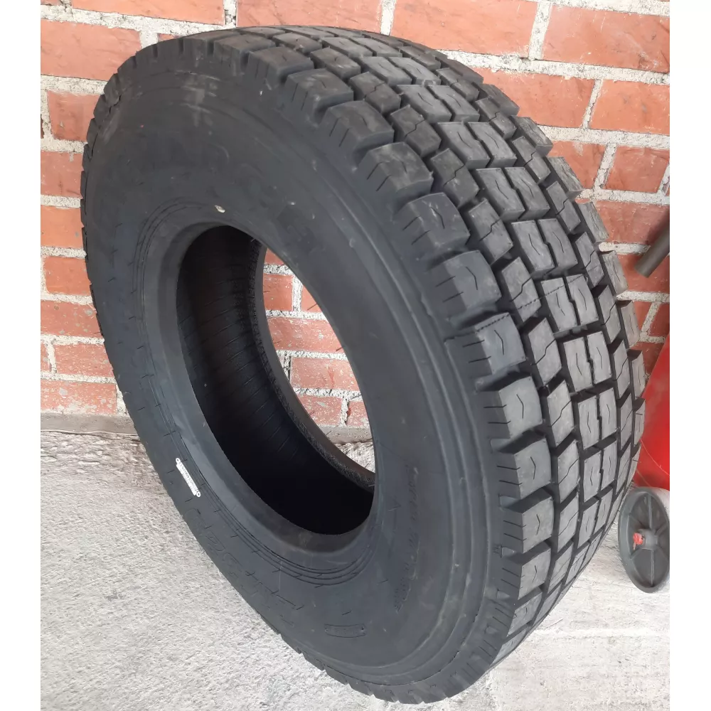 Грузовая шина 305/70 R19,5 Long March LM-329 18PR в Нижней Туре